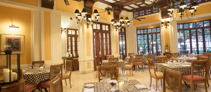 Belle Epoque Brasserie, Vientiane, Laos